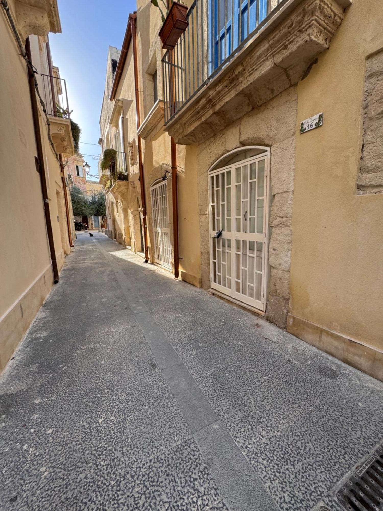 Ortigia Apartment Aretusa Syracuse Exterior photo